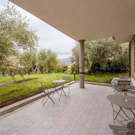 Gli Ulivi Rooms And Breakfast Marina dʼMarina dʼAndora Εξωτερικό φωτογραφία