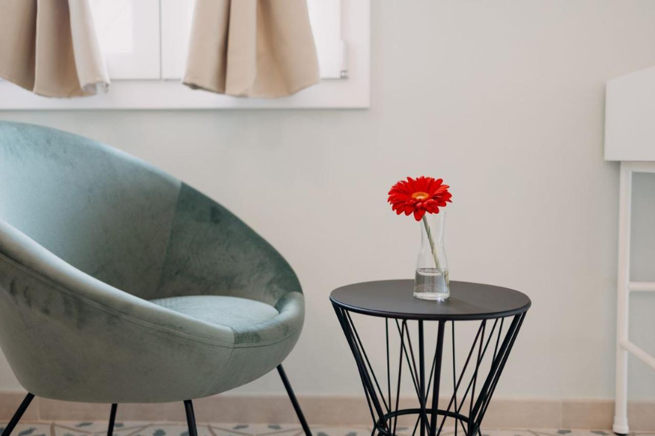 Gli Ulivi Rooms And Breakfast Marina dʼMarina dʼAndora Εξωτερικό φωτογραφία